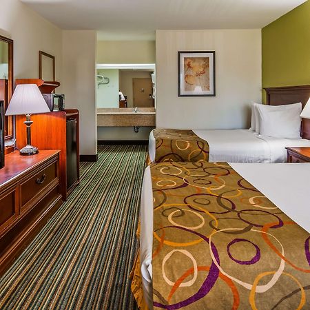 Ramada By Wyndham Savannah Gateway Georgetown Exterior foto