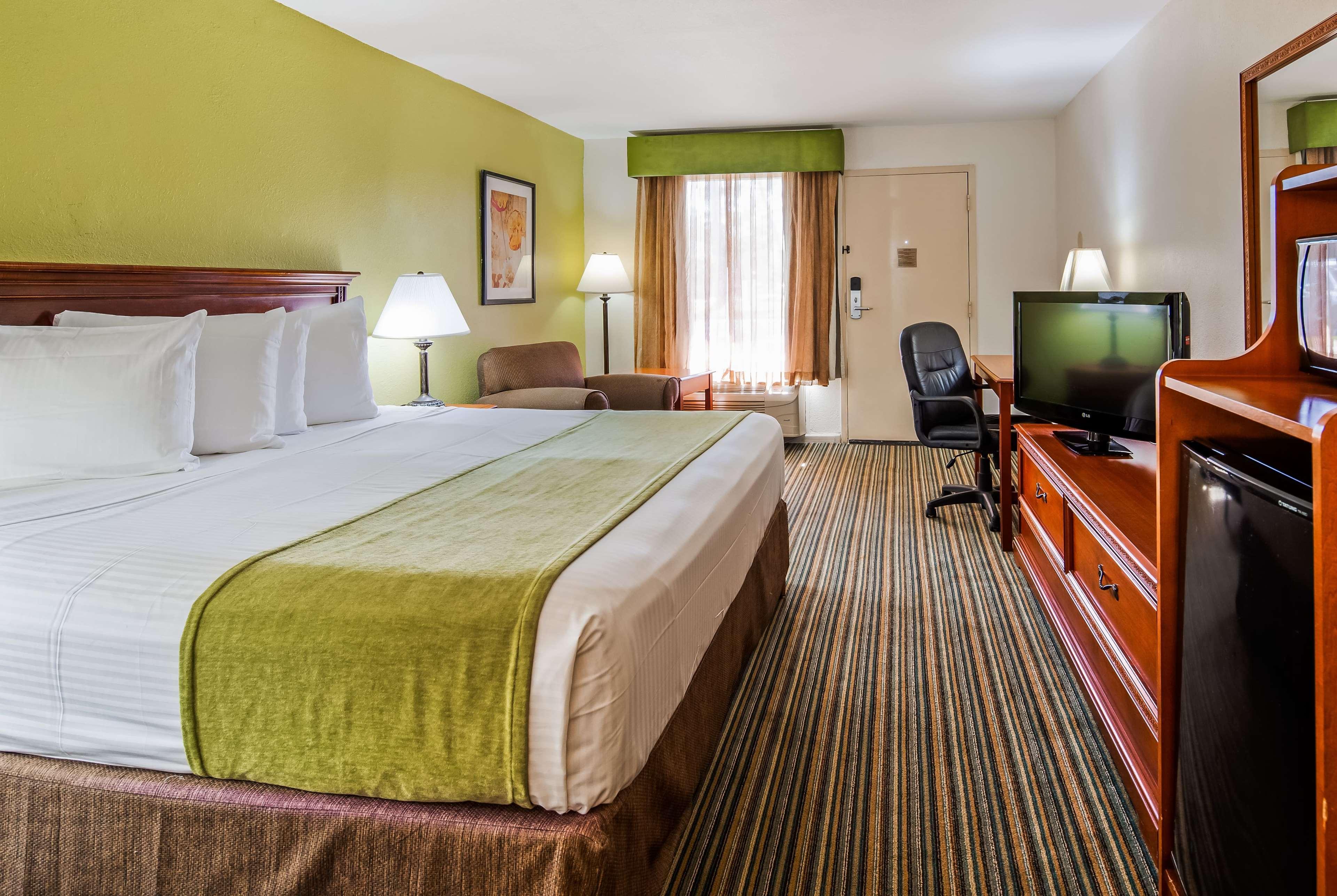 Ramada By Wyndham Savannah Gateway Georgetown Exterior foto