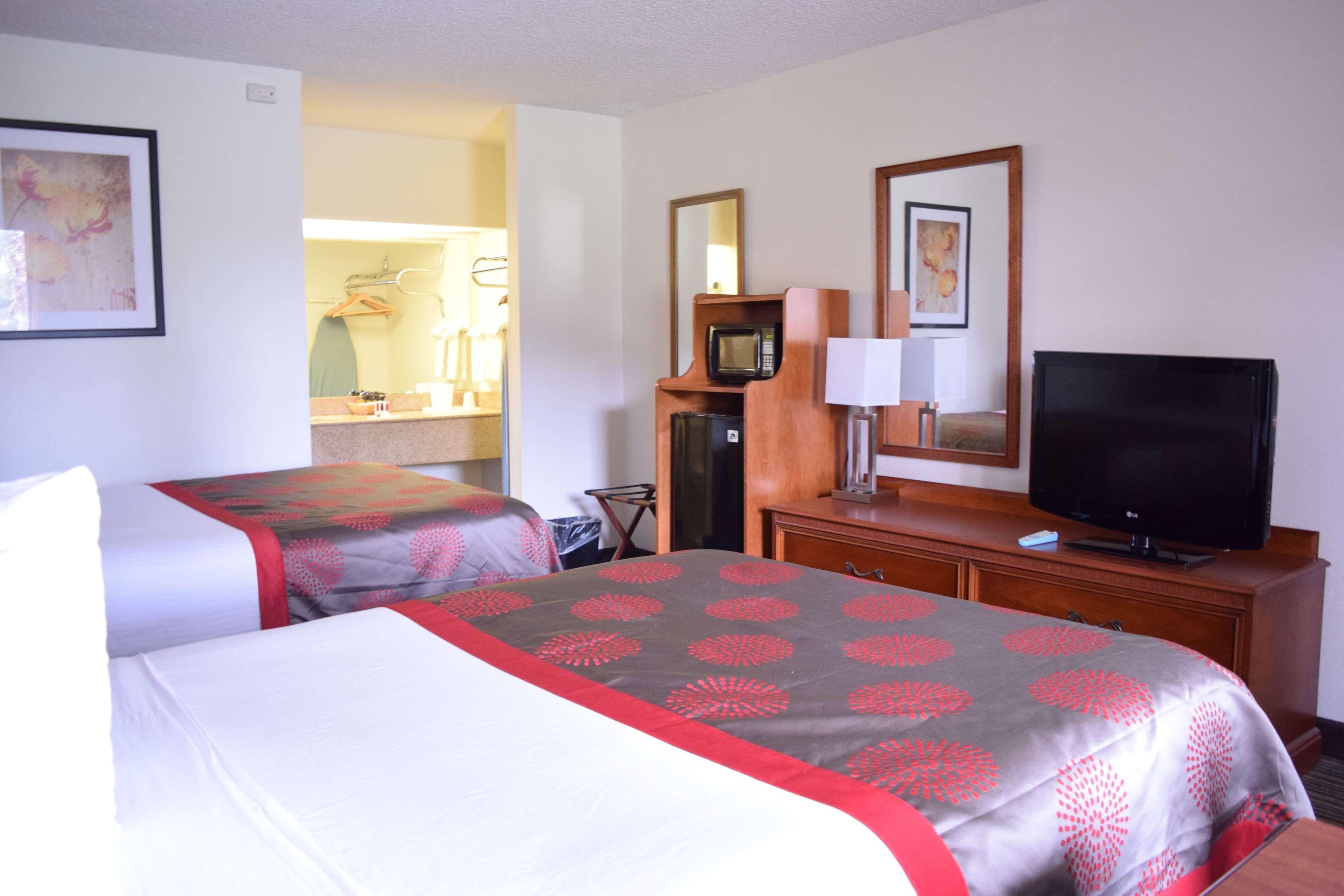 Ramada By Wyndham Savannah Gateway Georgetown Exterior foto