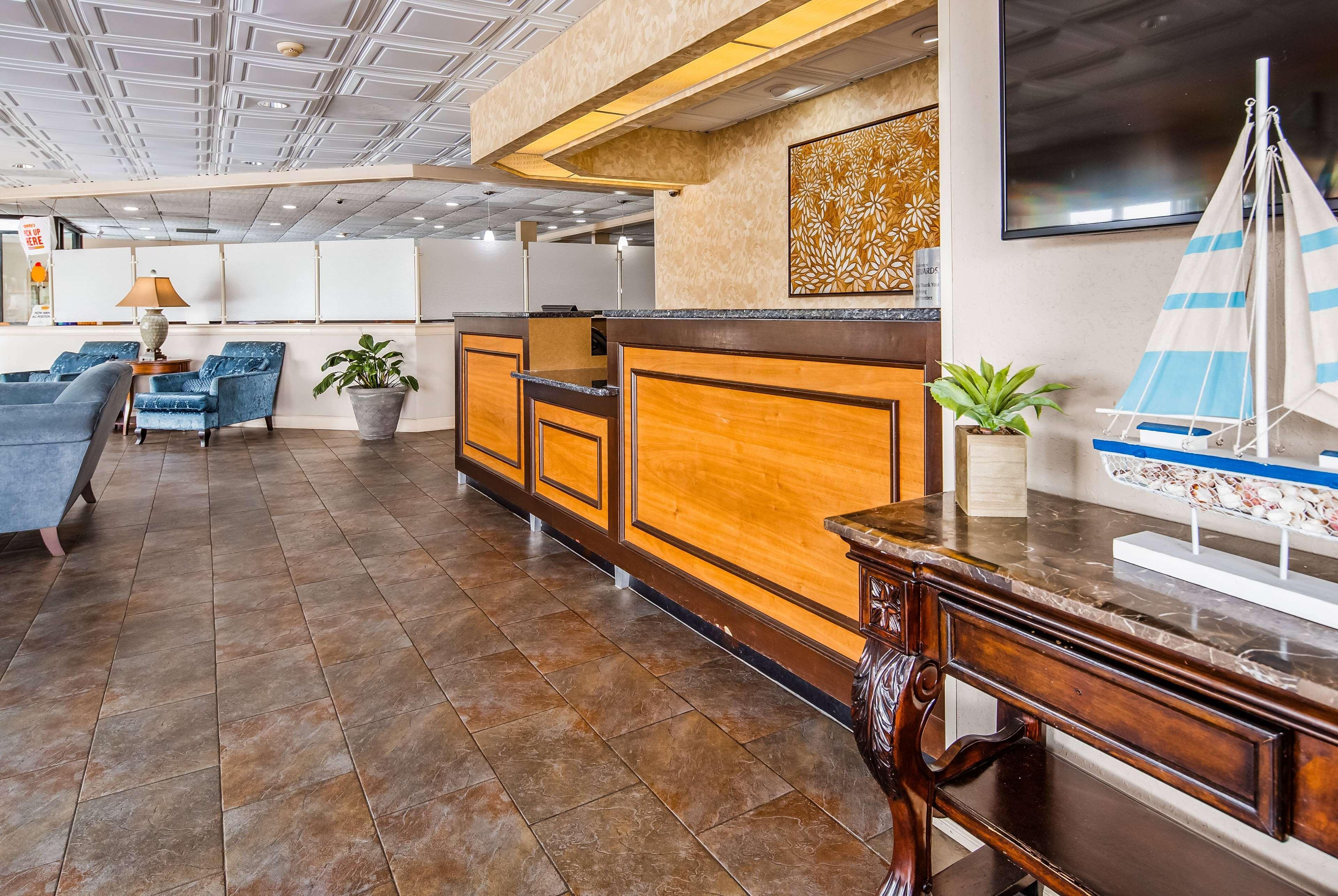 Ramada By Wyndham Savannah Gateway Georgetown Exterior foto