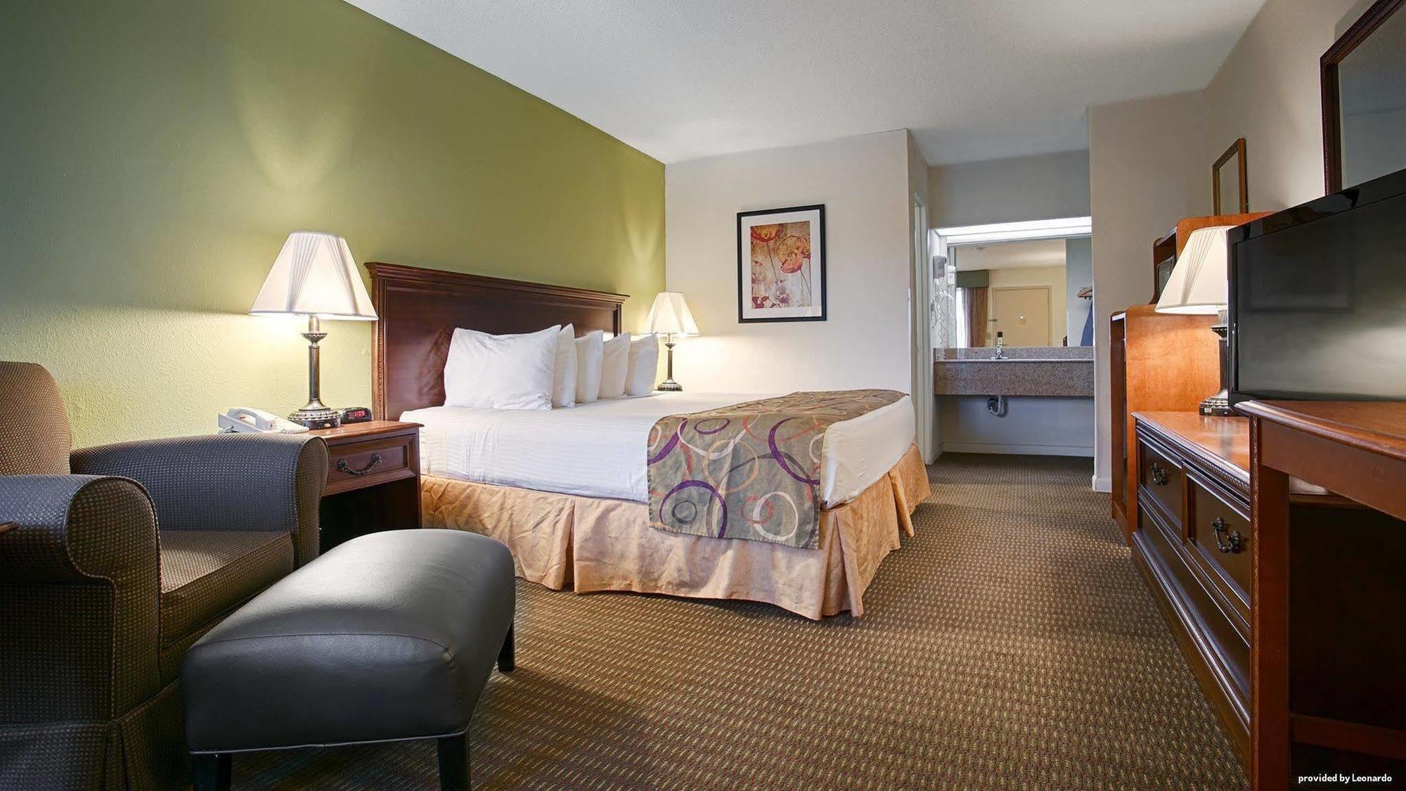 Ramada By Wyndham Savannah Gateway Georgetown Exterior foto