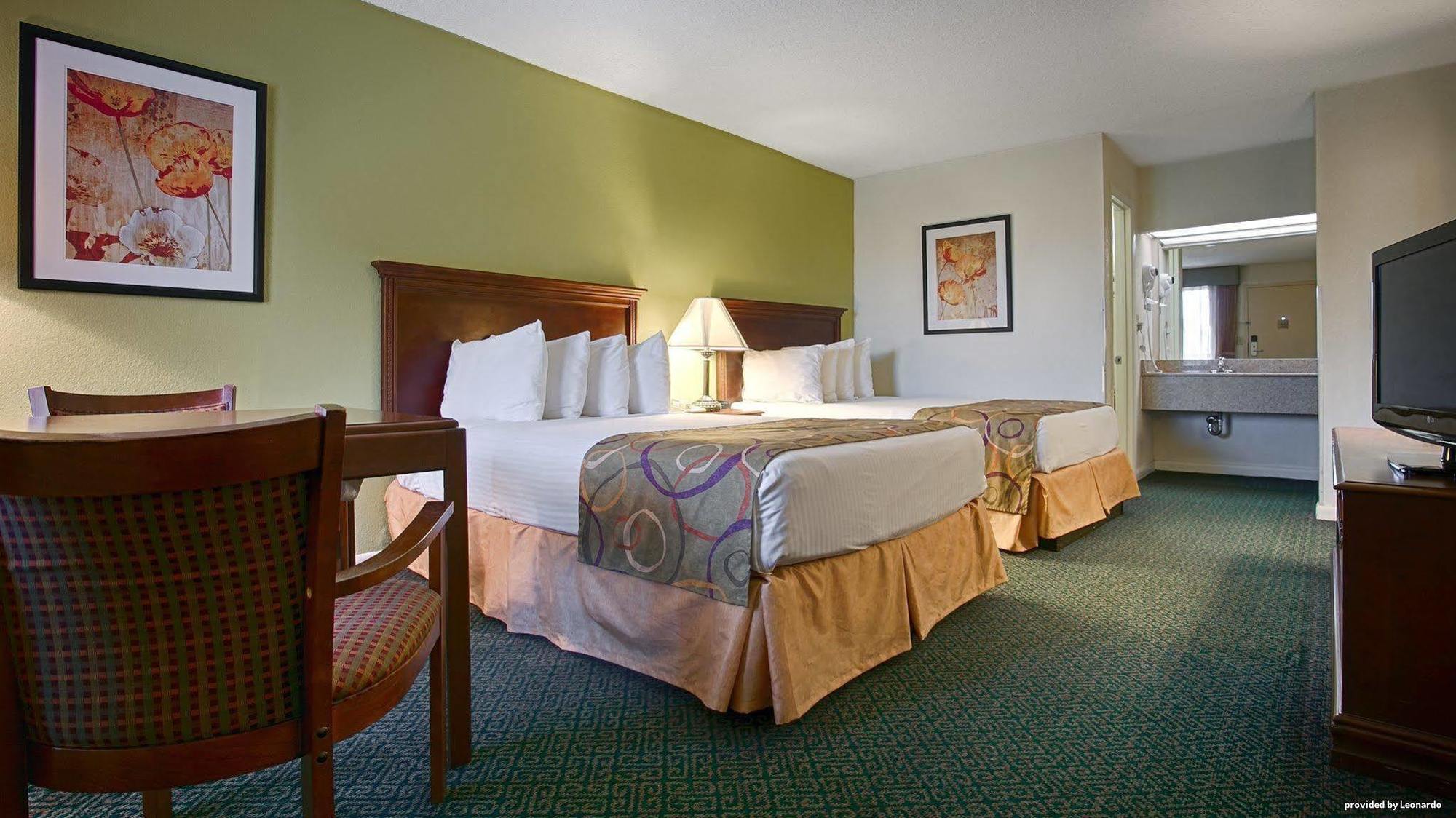 Ramada By Wyndham Savannah Gateway Georgetown Exterior foto