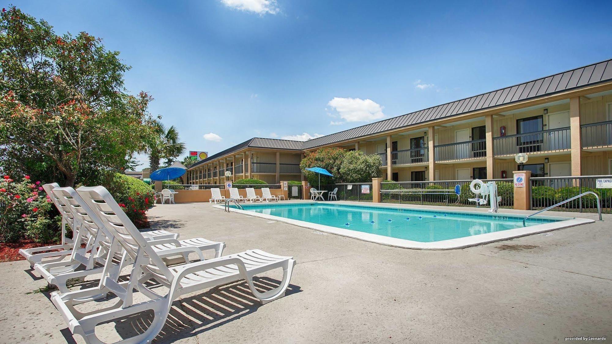 Ramada By Wyndham Savannah Gateway Georgetown Exterior foto